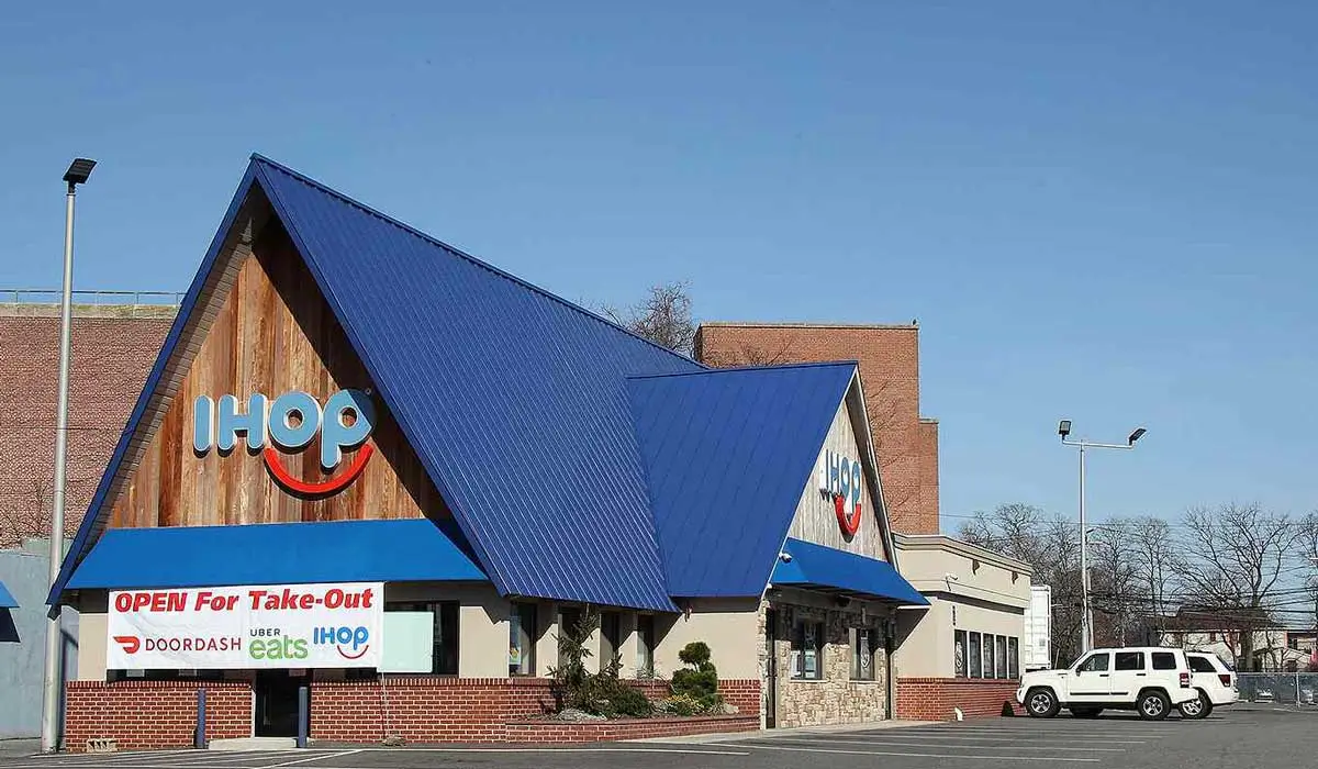 IHOP Menu Prices With Calories